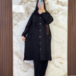 Eames plastic side chair